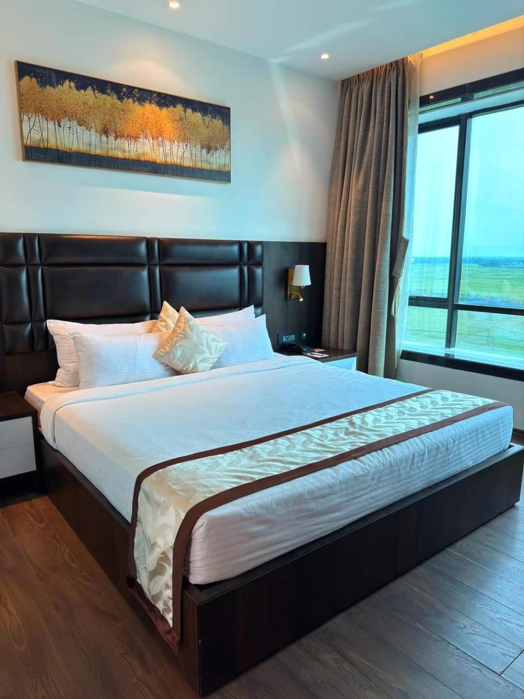 Econest Hotel Tarapith Esterno foto