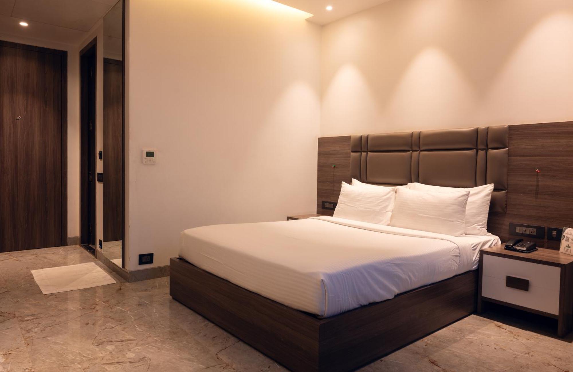 Econest Hotel Tarapith Esterno foto